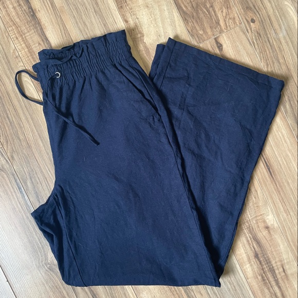 Reitmans Pants - High waist wide leg pant